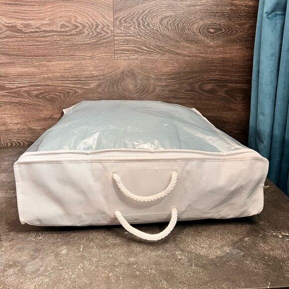 The Company Store LoftAIRE™ Down Alt Medium Comforter Sea Mist, Twin Size. New! - Picture 12 of 16